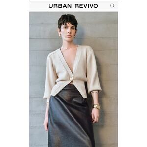 Urban Revivo Beige V-Neck Knitted Cardigan US 8 NWT MSRP $70